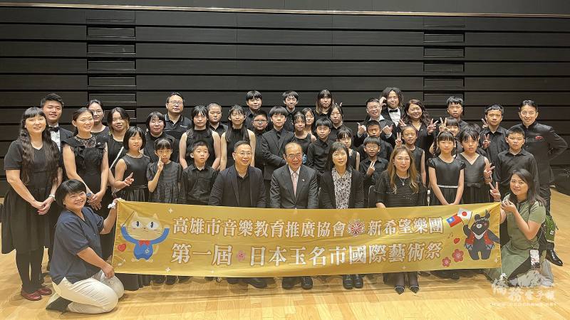 新希望樂團全體合影