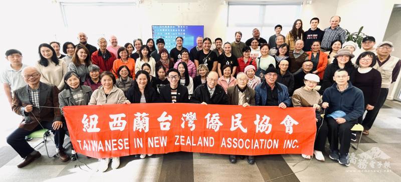 愛普森女中參訪臺灣成果分享會合照