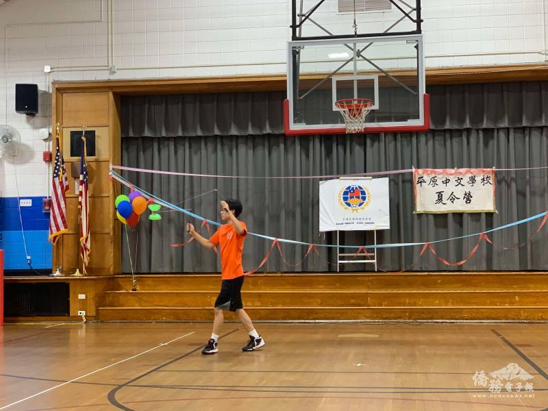 壓軸的扯鈴表演