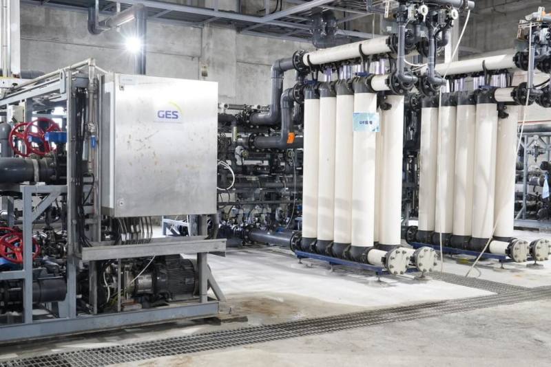 自來水公司在澎湖吉貝島設置600噸海水淡化廠，5日舉行啟用產水儀式，未來可大幅提升地方觀光產值。（澎湖縣政府提供）