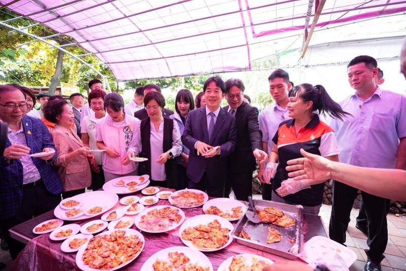 總統參訪慈恩老人養護中心