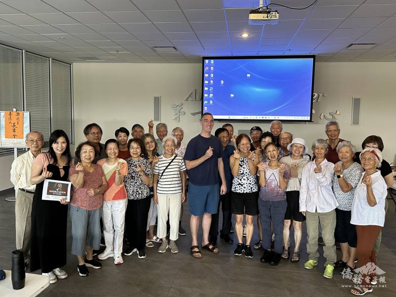 長輩會邀請到知名網路影片創作者「阿勇」教大家寫臺語