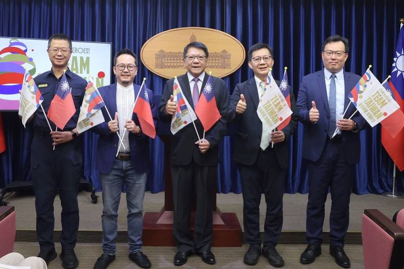 總統府14日上午召開「Our Heroes！Team Taiwan　臺灣英雄 榮耀同行」臺灣英雄大遊行宣傳記者會