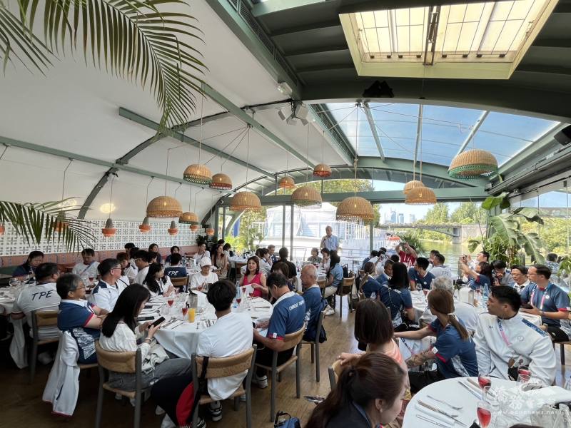 駐法大使吳志中於「慶賀中華奧運代表團勇奪金牌慰勞餐會」致詞