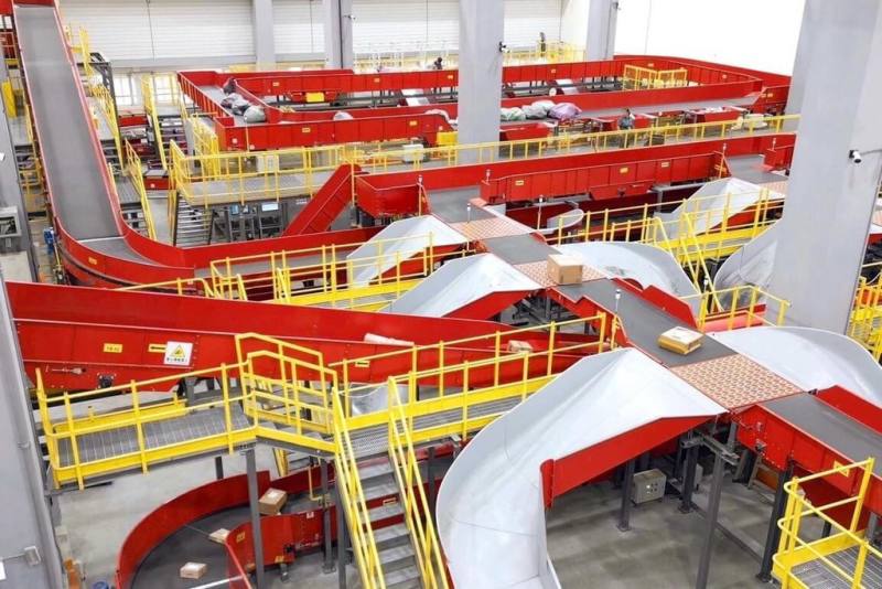 台灣順豐速運股份有限公司13日指出，台灣順豐耗時近5年、投入近新台幣1億元，進駐大園區遠雄航空自由貿易港區冷鏈物流專區，籌建近3000坪的全自動化轉運中心，日前正式啟用。（台灣順豐速運公司提供）