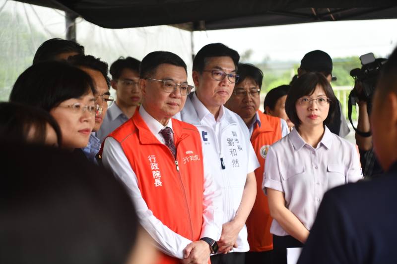 卓揆：中央從經費及工程工法全力支持 提供安全舒適的道路