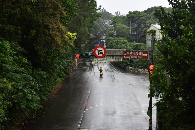 「新北市 105 市道改善蜿蜒路段新闢道路工程」辦理情形