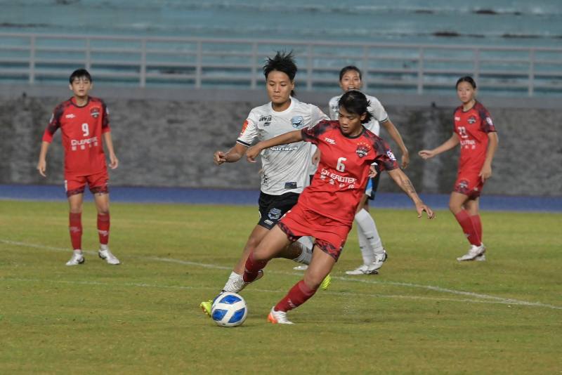 卓榮泰觀賞「台灣木蘭足球聯賽-花蓮女足 VS 台中藍鯨」