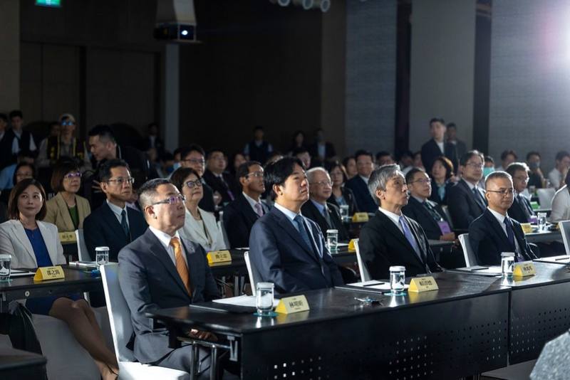 總統出席「2024全面阻絕詐騙論壇