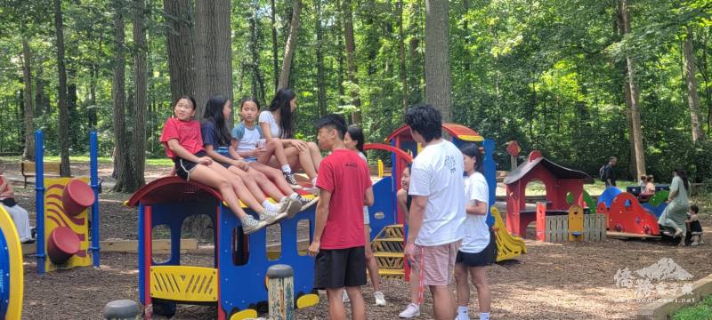 Many of them spent a delightful time in the beautiful natural surroundings.