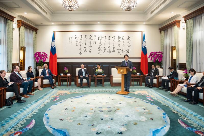 President Lai meets with a delegation led by Chairman of the United States House Select Subcommittee on the Coronavirus Pandemic Brad Wenstrup.