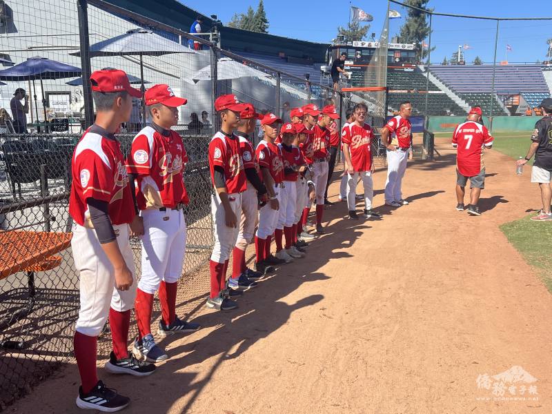 臺中北勢國中棒球隊首次踏入小聯盟球場