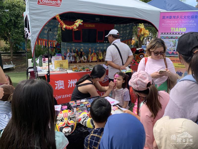 老師Maggie臺灣神將臉部彩繪受歡迎