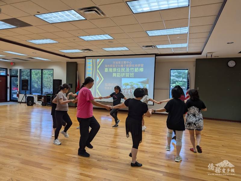 臺灣原住民舞蹈及竹節棒舞研習班活動一景