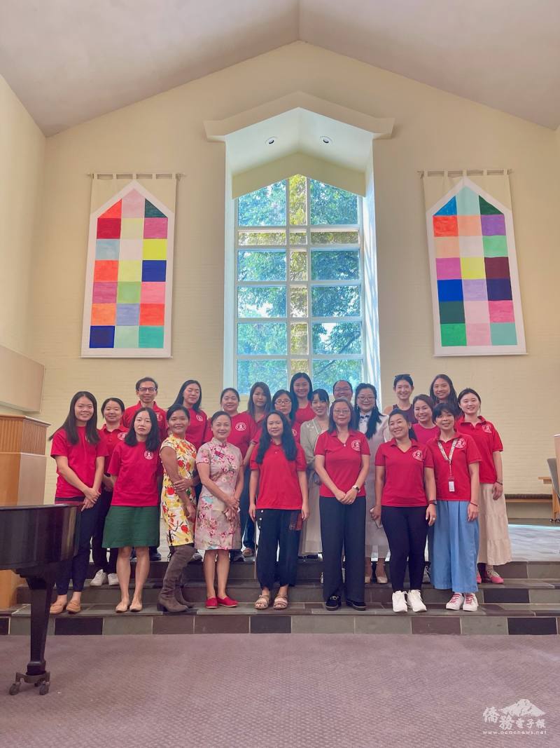 納許維爾中文學校老師合影