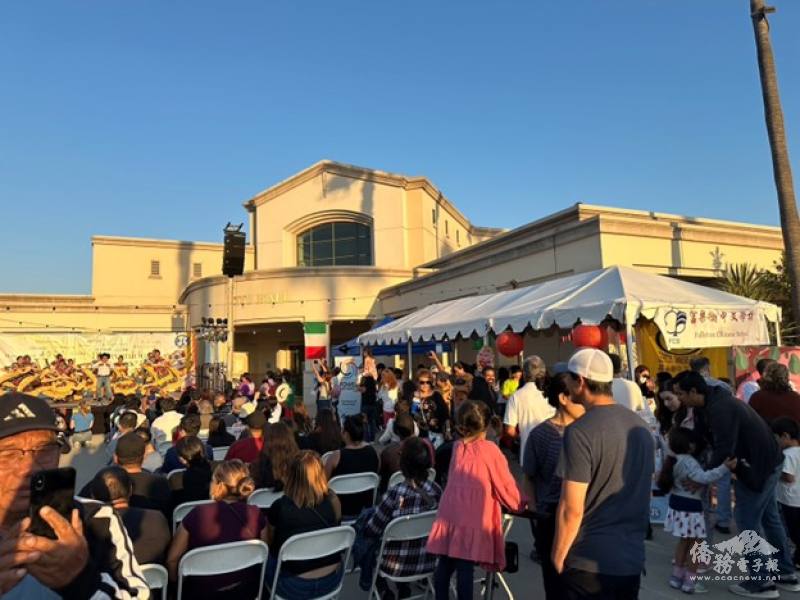 布埃納公園社區民眾踴躍參加文化節活動，體驗各族裔之文化特色