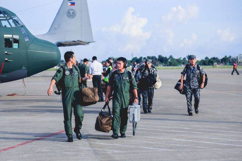 菲律賓空軍與日本航空自衛隊在菲律賓中部舉行「同心-同舟共濟」聯合演習。(X@PhilAirForce)