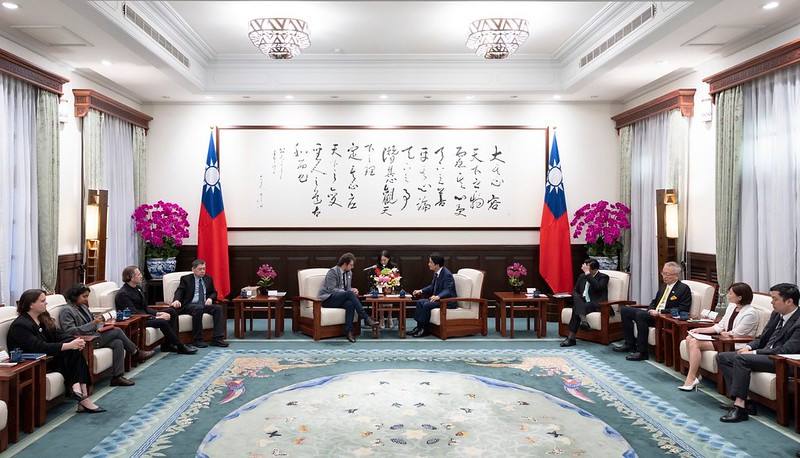 賴清德總統16日下午接見「無國界記者組織」(RSF)秘書長柏儒廷（Thibaut Bruttin）乙行