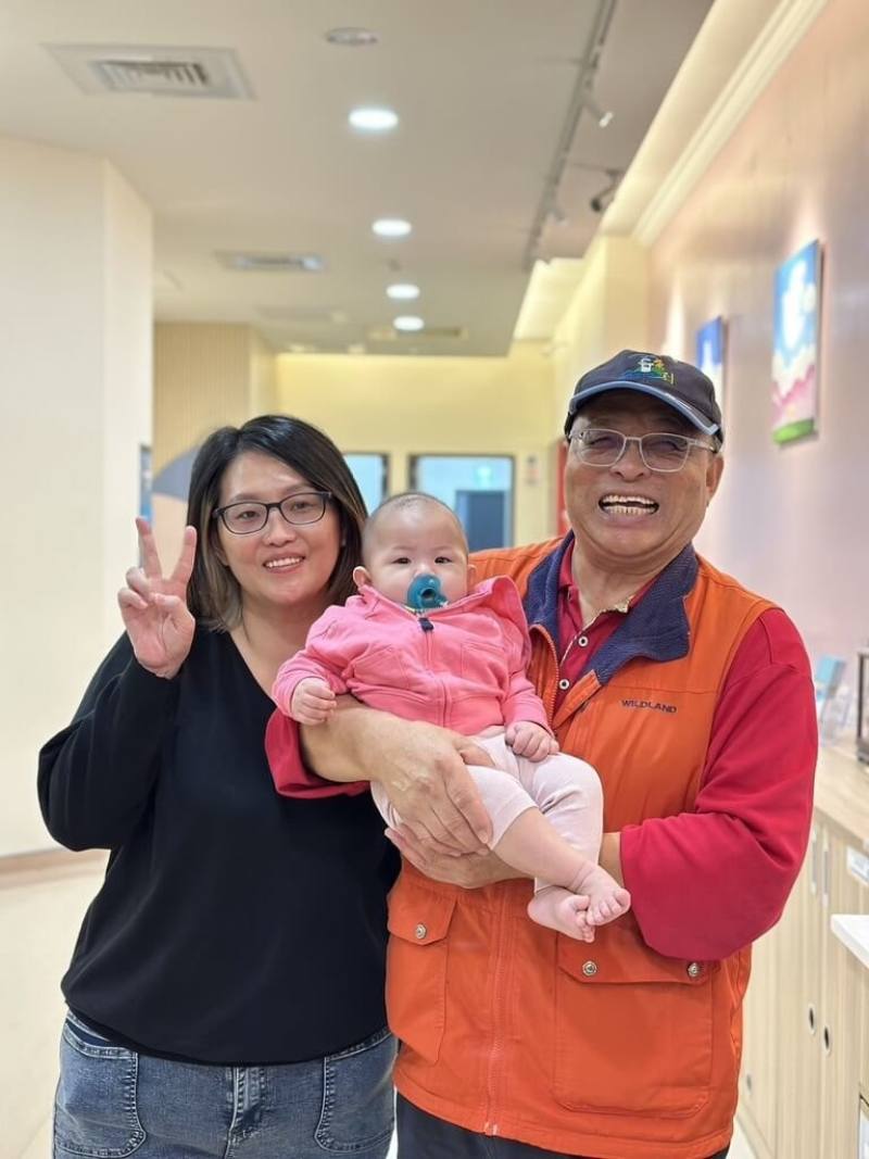 唐氏症基金會新南竿公托中心30日上午迎接最後一名候補幼童，順利完成最後一名候補者的收托，也代表連江縣成為全國首個達成「公托零排隊」目標縣市。（唐氏症基金會提供）