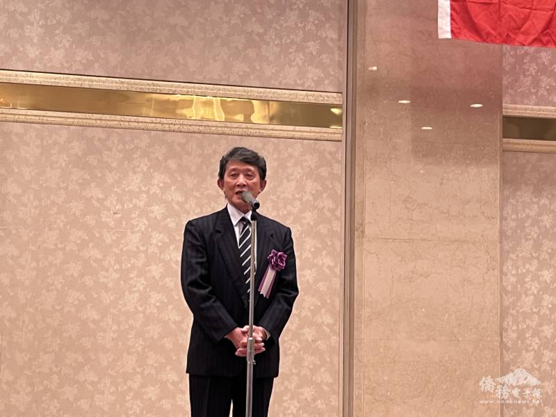 日本中華聯合總會會長羅鴻健致詞