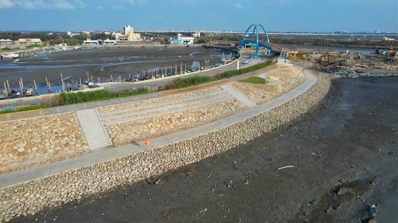 公共工程品質優良獎—「彰化縣王功新生地海堤整體環境改善工程」