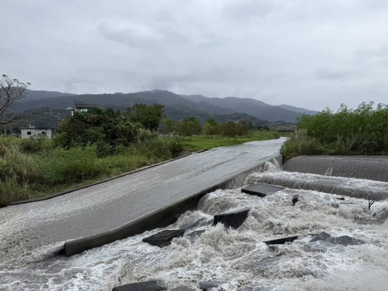 新創企業恆水創電2023年6月在宜蘭安農溪完成「安農萬富」小水力發電廠，已與台積電簽下CPPA，是全台首座河川型小水力，裝置容量達100KW，最大特色在於生態友善，不僅魚蝦能自由通過，民眾也能在此安全泛舟