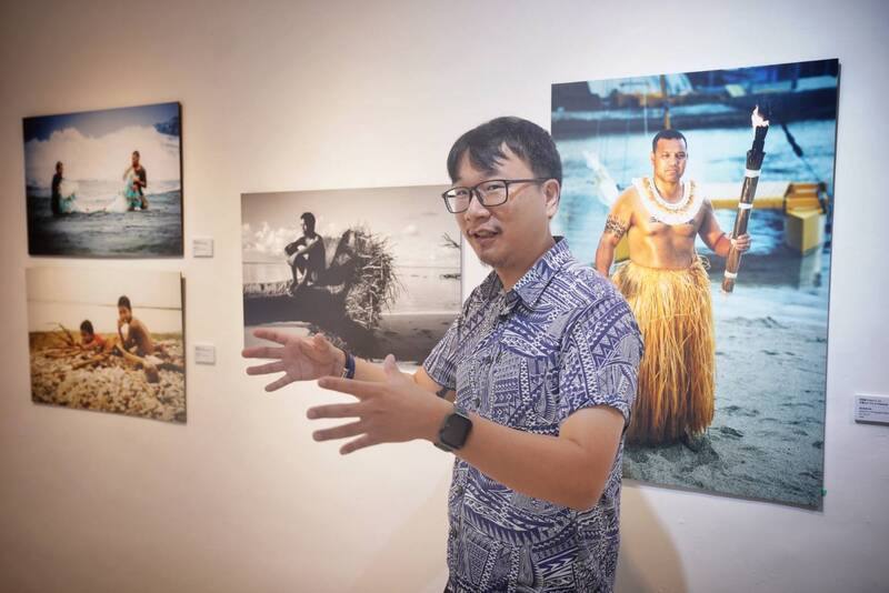 攝影師林哲緯（圖）住在馬紹爾群島共和國超過20年，現為聯合國攝影師，自比「台馬人」，以鏡頭見證太平洋氣候變遷現況