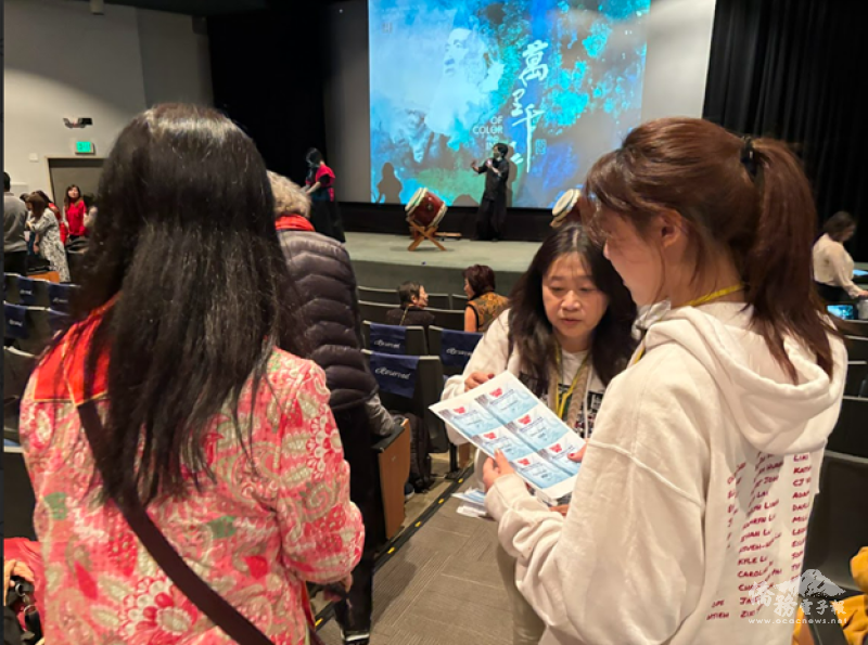 FASCA SD members helped and escorted the guests to their seats