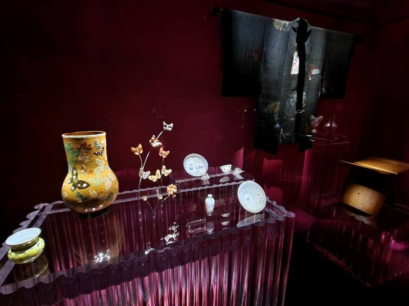 故宮南院不同於北部院區空間，民眾在觀看《大美不言》特展未有更不一樣的沈浸感。(央廣提供)