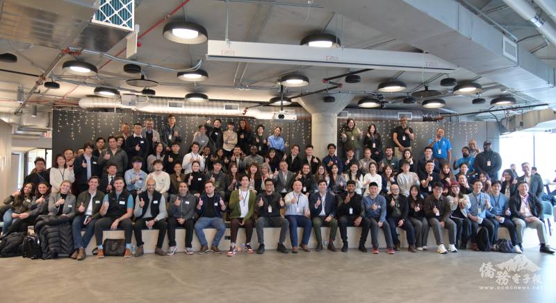 青商「創業衝刺」論壇全體合照留影