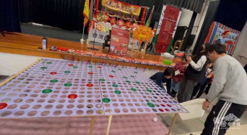 大型夜市跳跳球