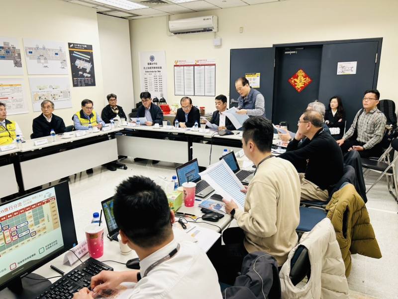 次長視察高鐵台中站前進指揮所