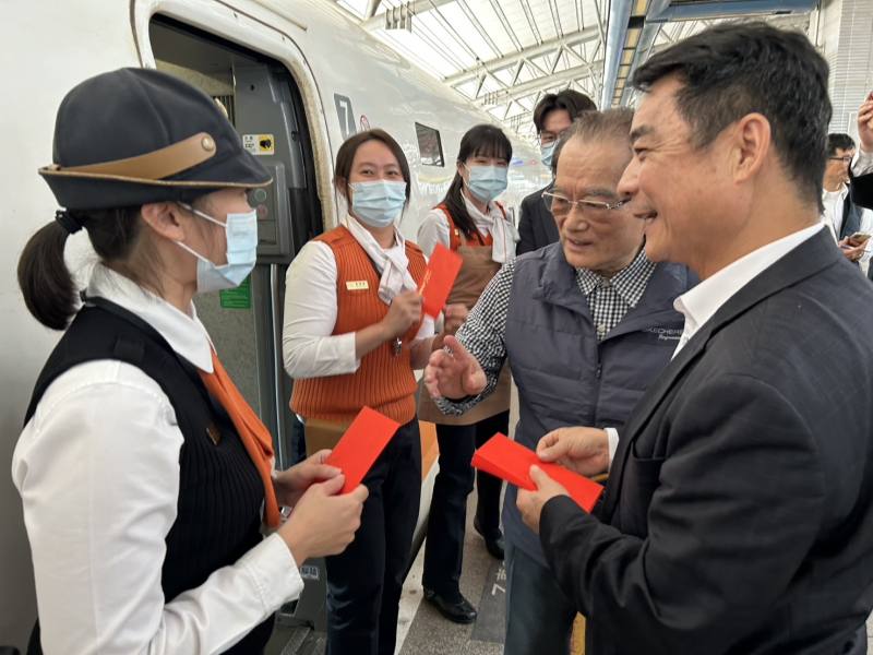 次長慰勉高鐵第一線工作同仁