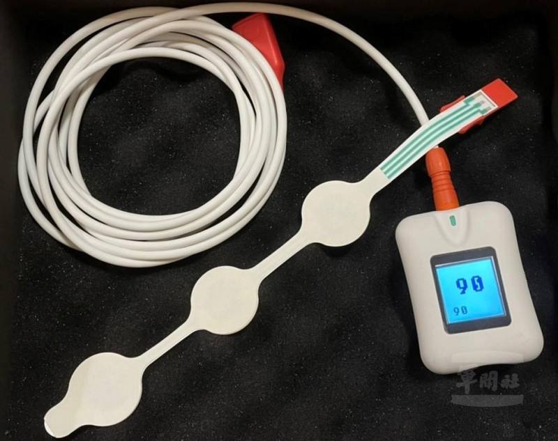 中科院研發「攜帶型麻醉深度監測儀」。（中科院提供）