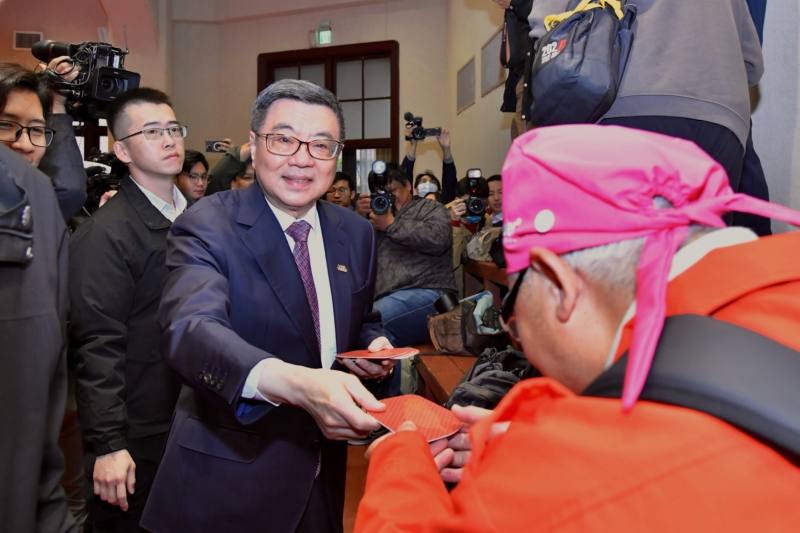 卓揆出席新春團拜 期勉同仁為國家、社會及人民推動更多福國利民政策