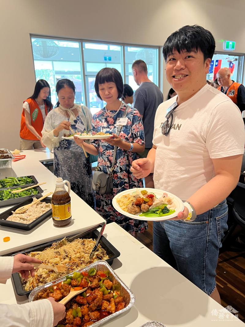 由會長陳美壽一手包辦的美食佳餚