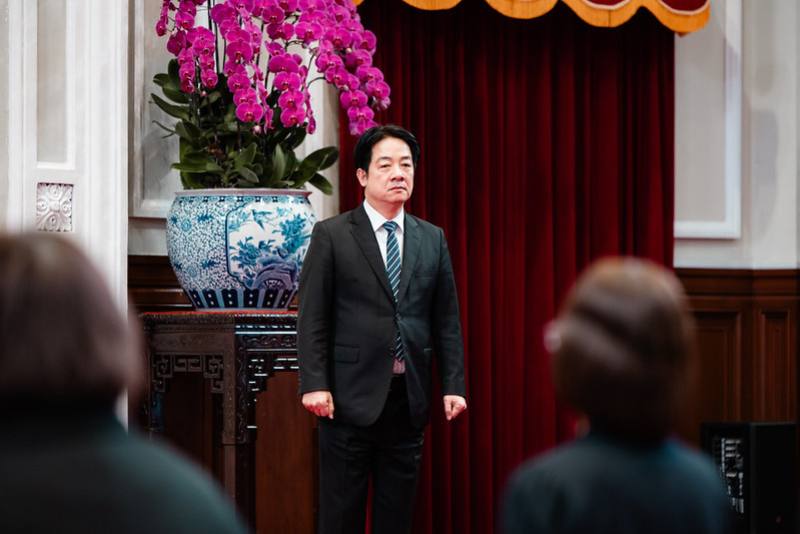 宣誓儀式開始後，總統就監誓人位置，隨後司儀唱名宣誓人