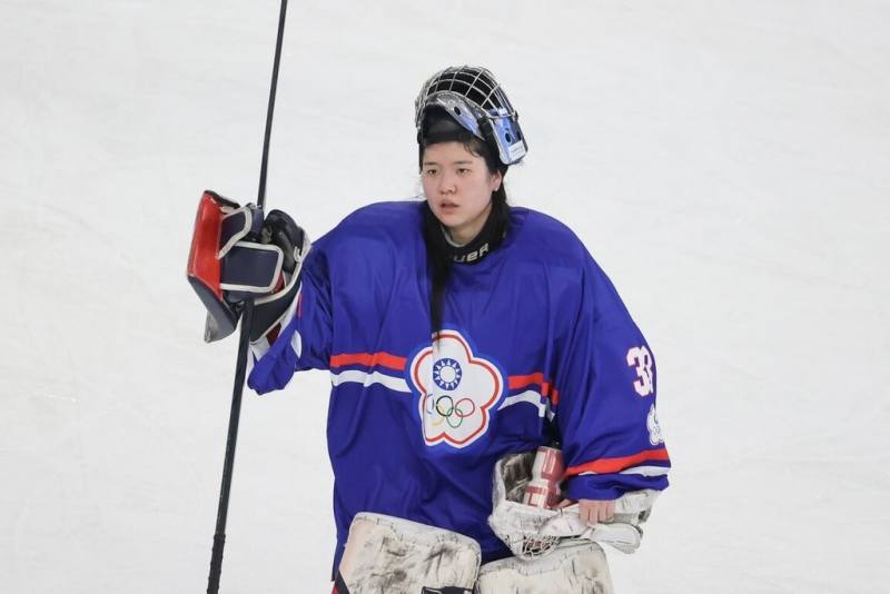 中華奧會14日宣布，2025亞洲冬季運動會閉幕式台灣代表團將由女子冰球代表隊守門員徐子庭（圖）擔任掌旗官。（中華奧會提供）