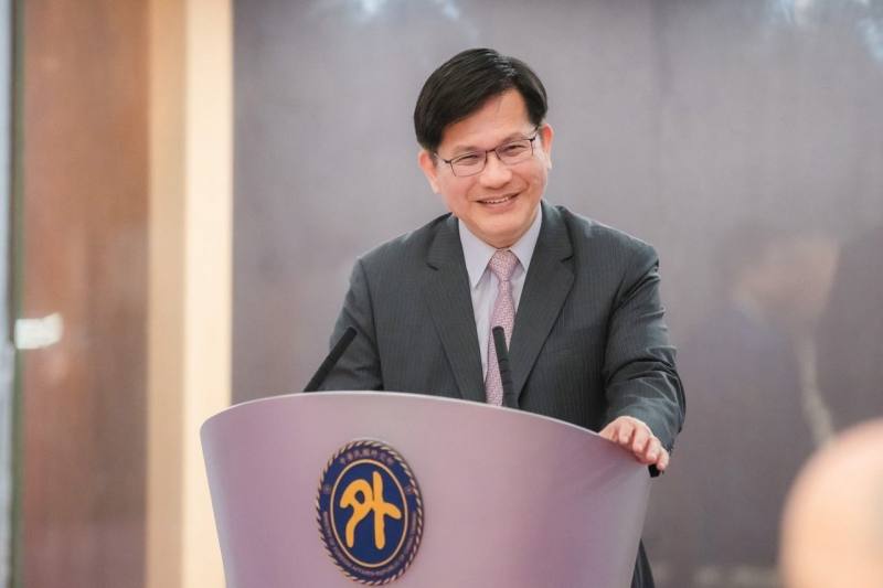 外交部長林佳龍歡迎加拿大聯邦參議員訪台團。