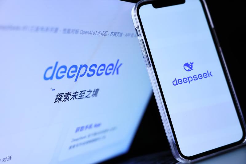 數發部表示，公務機關全面禁用中國新創深度求索（DeepSeek）AI服務，但並未限制一般民間使用。（中央社檔案照片）