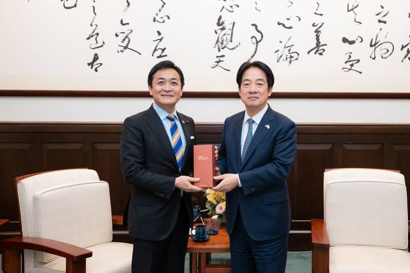 President Lai Ching-te meets with Japanese House of Representatives Member Tamaki Yuichiro.