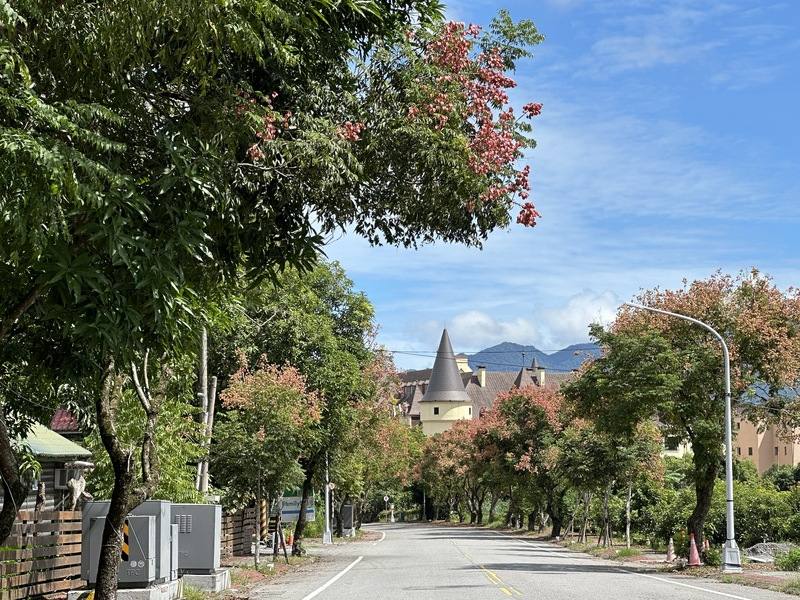 花蓮縣政府聯合立榮航空及在地觀光旅宿業者，推出「天天有北花航班遊花蓮」方案，遊客可以實惠價格享有2天1夜從台北直飛花蓮的「機+酒」行程，選擇入住瑞穗天合國際觀光酒店（圖）等飯店