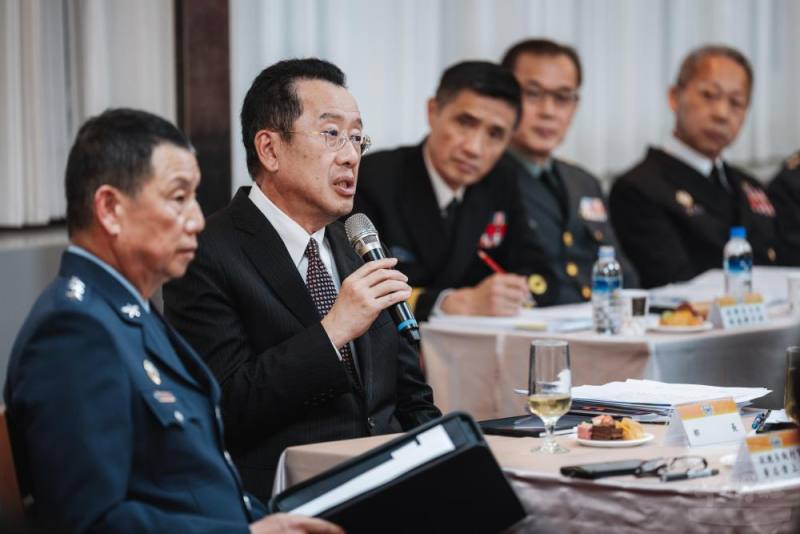 顧部長針對媒體提出的問題進行回應