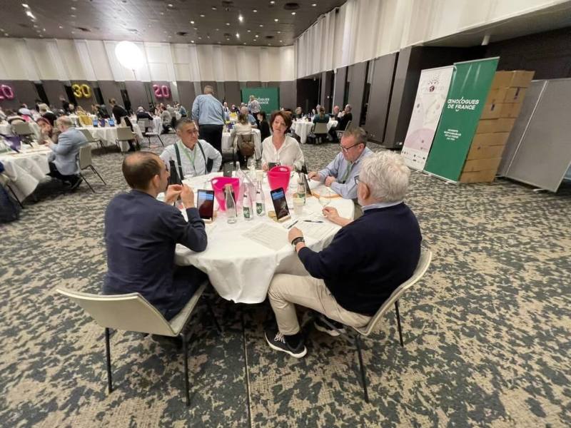 台糖研究所與高餐大攜手研發釀造的台灣農藝萊姆酒經4年熟成，擁有優質甘蔗原料、發酵蒸餾技術及熟成環境，忠實呈現風土滋味，獲世界酒類大賽裁判團93分大金獎肯定。（陳千浩提供）