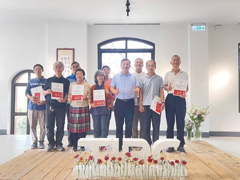 港務公司「翰墨飄香 廉潔啟航」書法比賽頒獎典禮圓滿成功