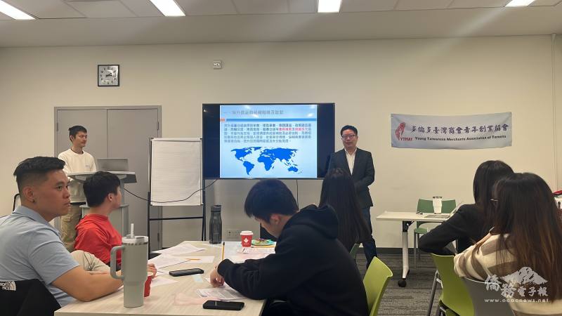 藍柏青宣導僑臺商整合服務方案資訊