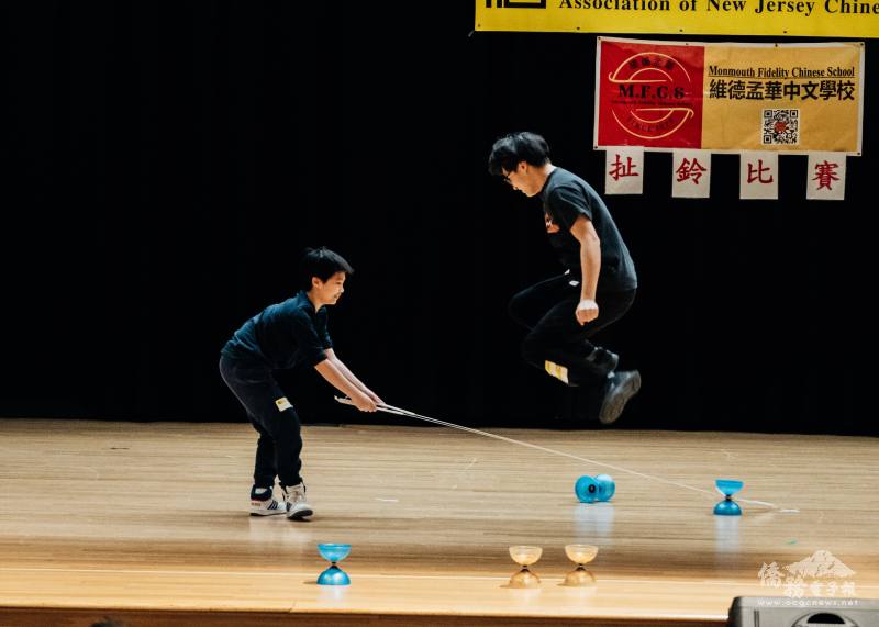 雙人組由維德孟華中文學校戴溏恩、何在洋奪冠