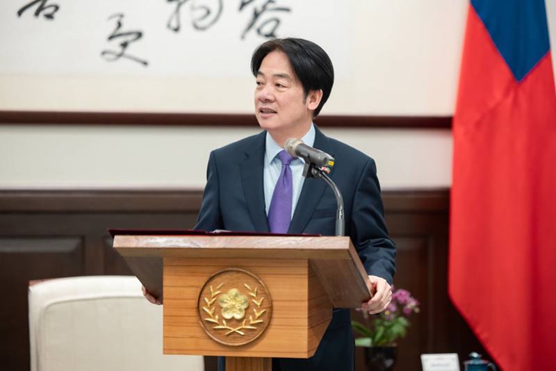 President Lai delivers remarks at a meeting with a delegation led by St. Kitts and Nevis Minister of Foreign Affairs Denzil Douglas.