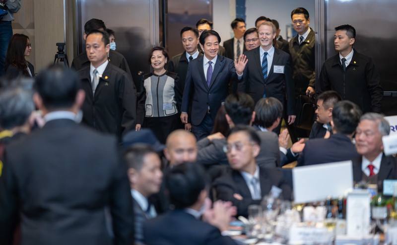 總統出席「台灣美國商會2025年謝年飯」