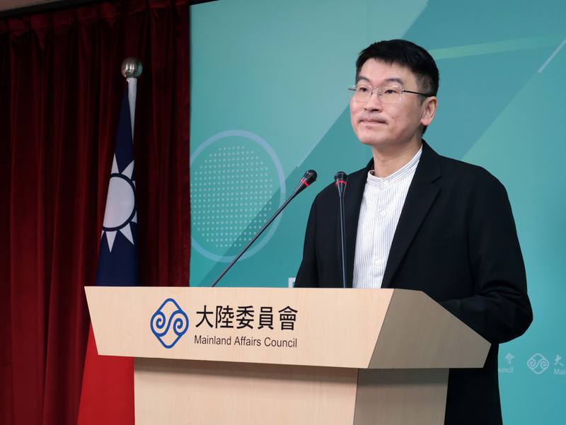 大陸委員會（陸委會）20日召開例行記者會，由副主委兼發言人梁文傑主持